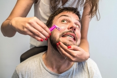 Der Bart kommt ab (Foto: Andy Ilmberger)