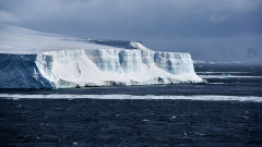 Tafeleisberg im Weddell-Meer - © Stefan Ißmer