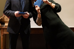 Gute Laune bei Tom Hirschmann und Birgit Rilk bei der Anmoderation zur Fotografin des Jahres. © Andy Ilmberger