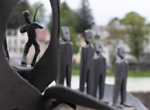 4.) Denkmal (Foto: Peter Schreyer)