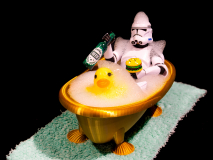Stormtrooper: Feierabend mit Quietsch-Ente_2160px von Andy Ilmberger