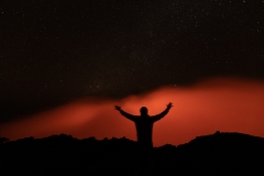 Am Rande des Erta Ale Vulkans (Foto: Peter Schreyer)