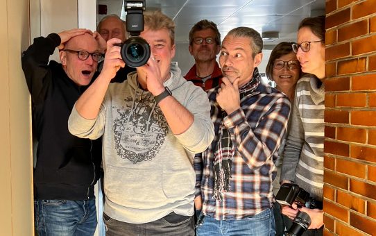 Blitz-Workshop beim Fotoclub Wolfratshausen flasht seine Mitglieder
