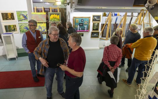 Fotoclub Wolfratshausen zieht positive Bilanz seiner Ausstellung "Außer Rand und Band"